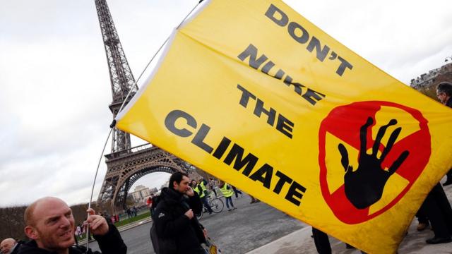 Activista ambiental en París.