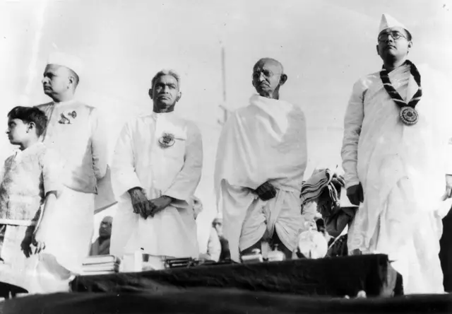 जमनालाल बजाज, दरबार गोपलदास दसाई, महात्मा गांधी और नेताजी बोस