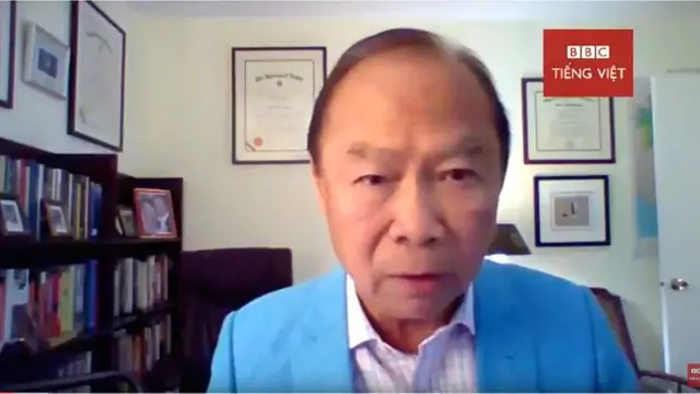 Giáo sư Nguyễn Mạnh Hùng