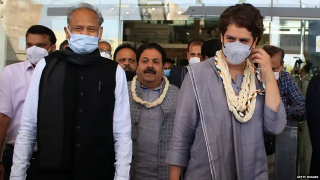 ప్రియాంకా గాంధీ, అశోక్ గహ్లోత్