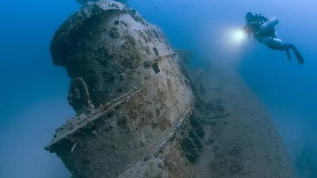 पनडुब्बी का मलबा