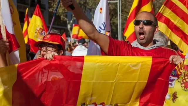 участники демонстрации