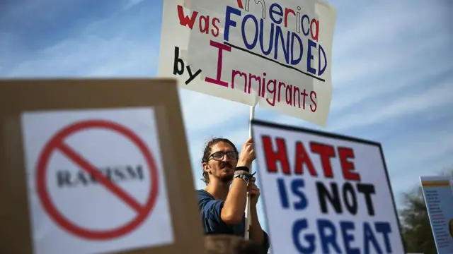 Se realizaron numerosas protestas contra la campaña de Donald Trump.