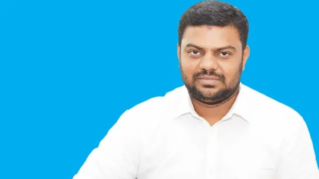 முபாரக்