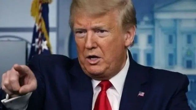 डोनाल्ड ट्रंप