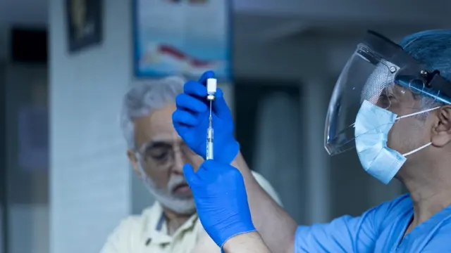 பூஸ்டர் தடுப்பூசி