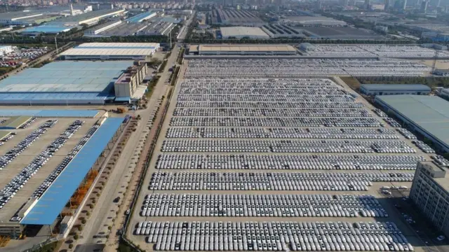 பொருளாதார சரிவை சந்தித்தும் சீனா கலங்காமல் இருப்பது ஏன்?