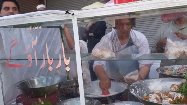 پېښور تر روژه ماتې وړاندې