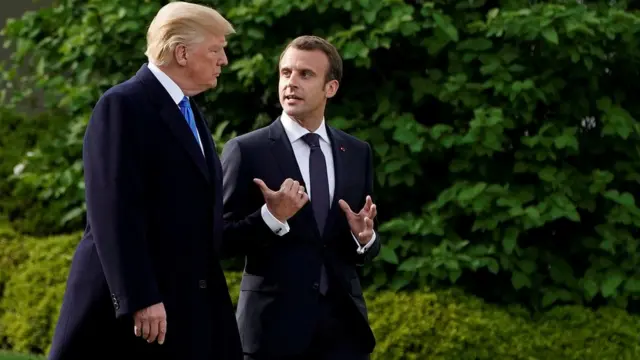 馬克龍上月曾到訪美國，游說特朗普不要放棄與伊朗簽定的核協議。