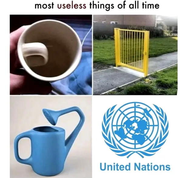 ऐसे कुछ मीम सोशल मीडिया पर ख़ूब शेयर हो रहे हैं.