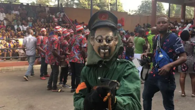 Mmanwụ dị icheiche pụtakwara na ya bụ mmemme