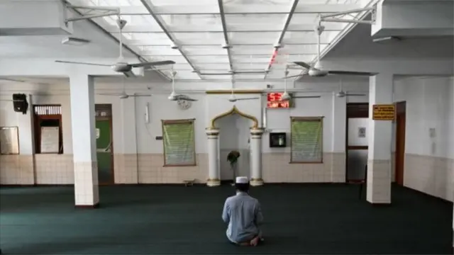 শ্রীলংকার মুসলিমদের অভিযোগ, করোনাভাইরাস সংক্রমণের সুযোগ নিয়ে তাদের প্রতি বৈষম্যমূলক আচরণ করা হচ্ছে
