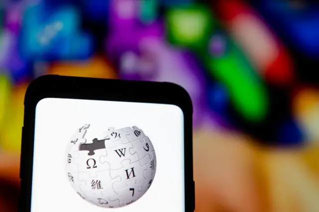 વિકીપીડિયા