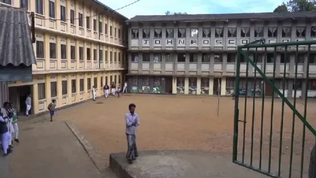 ஆசிரியர்கள் போராட்டம்: இலங்கையில் கல்வி நடவடிக்கைகள் முற்றிலும் பாதிப்பு