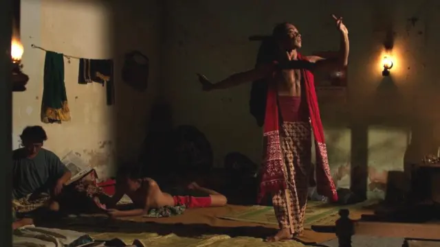 Ayollar qamoqxonasidagi jinsiy aloqa