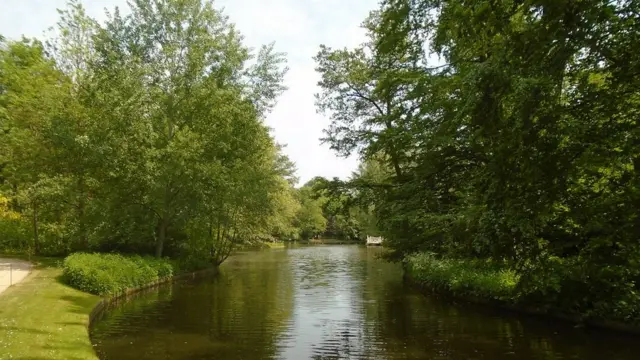 Фредериксбергский парк, где разворачивается действие одной из главок в "Калошах счастья"