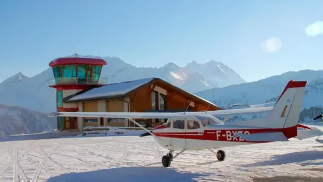 Аеропорт Куршевель, Франція