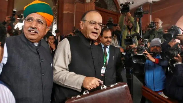 बजट पेश करने से पहले अरुण जेटली