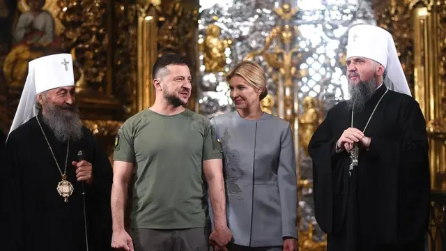 Mitropolit Onufriй (UPC), Vladimir Zelenskiй, Elena Zelenskaя, Mitropolit Epifaniй (PCU)
