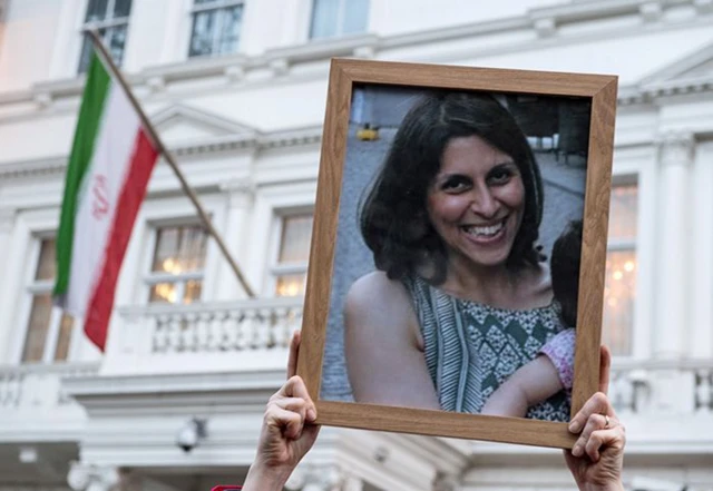 نازنین زاغری