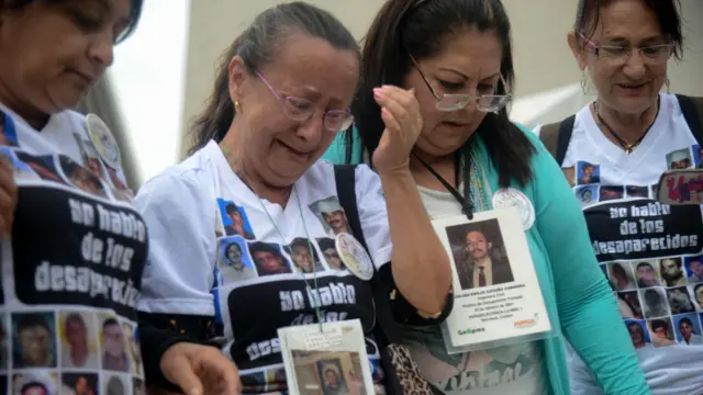 Familias de las víctimas del conflicto civil en Colombia