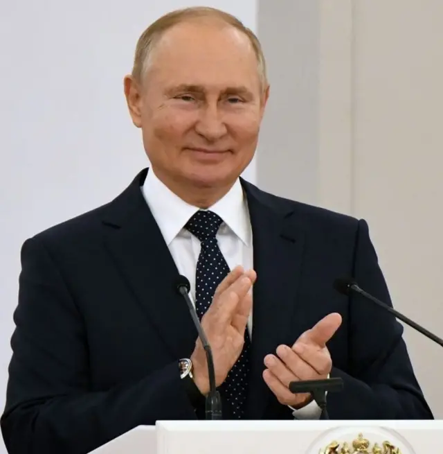 પુતિનના પક્ષ પર લાગ્યા ચૂંટણીમાં ઘાલમેલના આરોપ