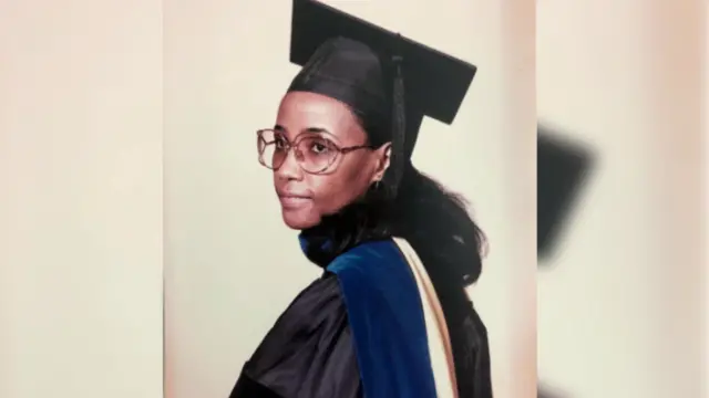 Dr. Ballaxach Dheeressaa uffata eebbaa keewwatanii