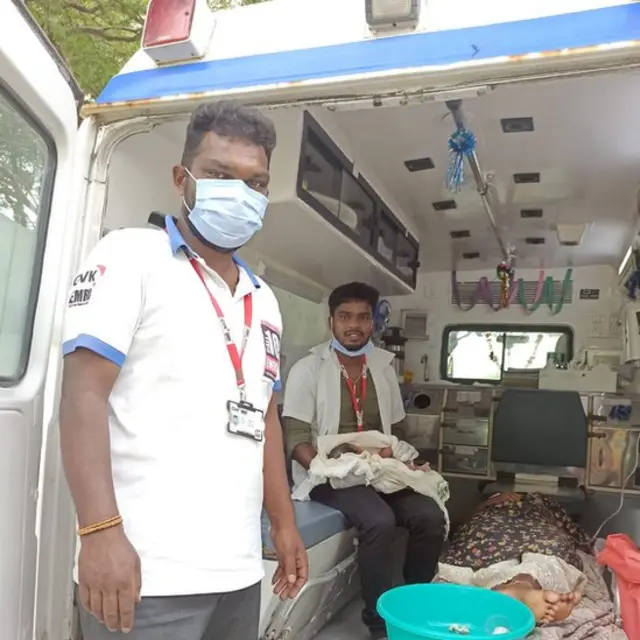 108 ஆம்புலன்ஸ் ஊழியர்