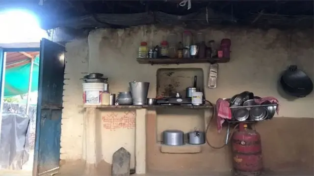 బాధిత కుటుంబం ఇల్లు