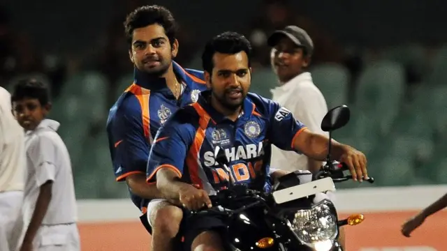 रोहित शर्मा और विराट कोहली की यह तस्वीर जून 2010 की है