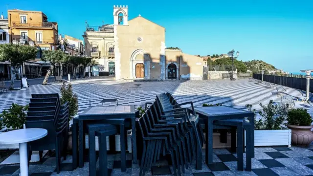 করোনাভাইরাসে সবচেয়ে বেশি মানুষ মারা গেছে ইতালিতে।