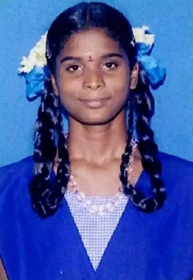 விழுப்புரம் மாணவி பிரதீபா