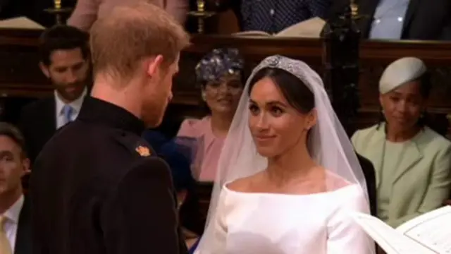 哈里和梅根在婚礼上