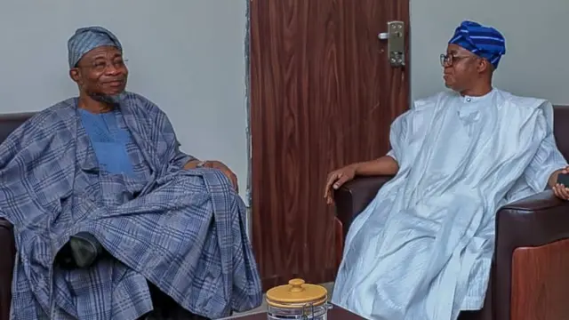 Gomina ana, Rauf Arẹgbẹṣọla ati gomina Gboyega Oyetola