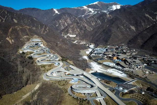 国家雪车雪橇中心负责承办雪车、雪橇和钢架雪车的比赛。