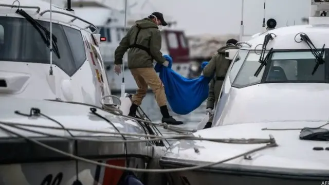 नाव पलटने से मौत