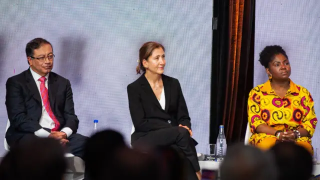 Petro, Íngrid Betancourt y Francia Márquez.