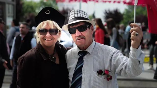 Muharrem İnce'nin mitinginden iki kişi