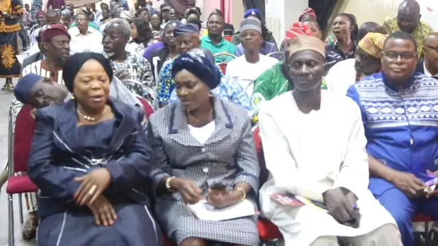 Awọn eeyan to peju sibi ayẹyẹ ọjọ ibi ladoja