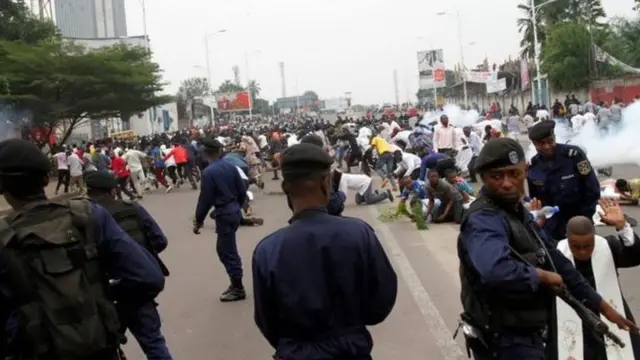 Igipolisi gihanganye n'imyiyerekano ku mugwa mukuru Kinshasa