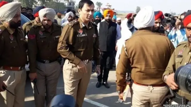 निरंकारी भवन पर हमला