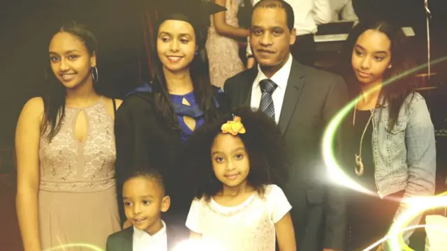 ነፃነት በምርቃት ሥነ-ሥርፃቷ ላይ