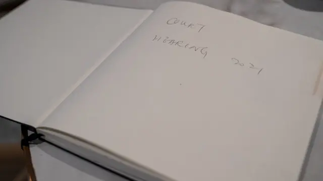 앤의 법정 변론 수첩