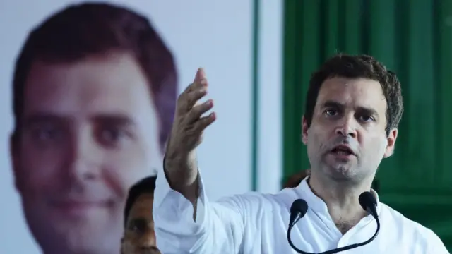 સભાને સંબોધી રહેલા રાહુલ ગાંધી