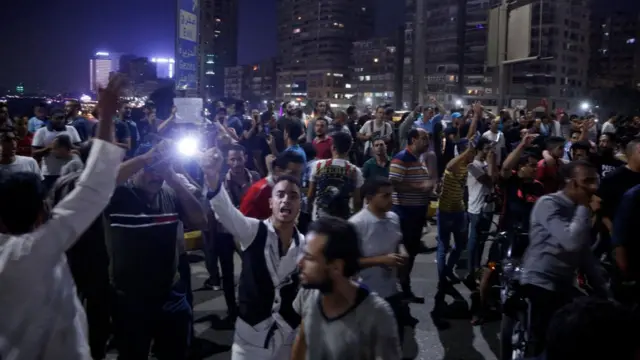 متظاهرون