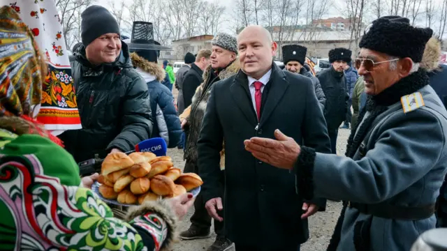 ABAKAN, RUSSIA - NOVEMBER 4, 2018: The acting Governor of Russia's Republic of Khakassia, Mikhail Razvozhayev (C), during a celebration marking National Unity Day. Alexander Kolbasov/TASS