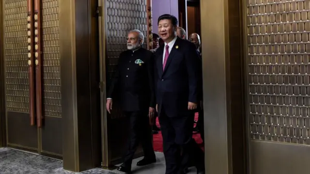 Xi y Modi en Pekín en 2017.