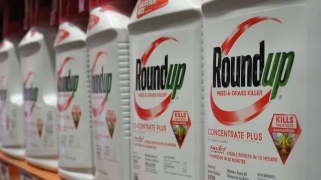 孟山都公司制造草甘膦成分的常用产品农达畅销全球。在台湾，它的译名是年年春。