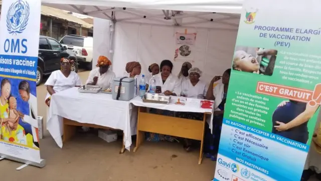 Nurses dey wait to start vaccination