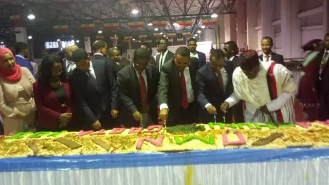 Obbo Jawaarii fi aanga'oonni olaanoon wayita cumboo muran